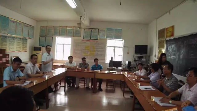  履行社会责任，助力精准扶贫——尊龙抖圈 - 为du而生走进龙门县石前村 (图5)